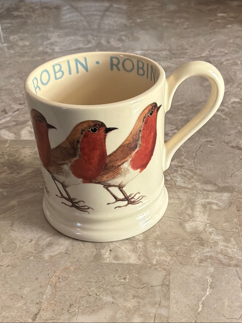 EMMA BRIDGWATER Robin Illustration Ceramic Mug - Cream with Red Robin’s